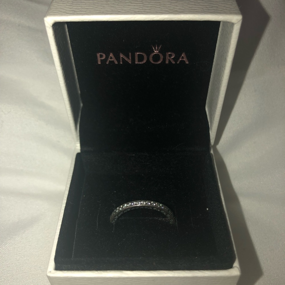 Hearts of Pandora sliver ring